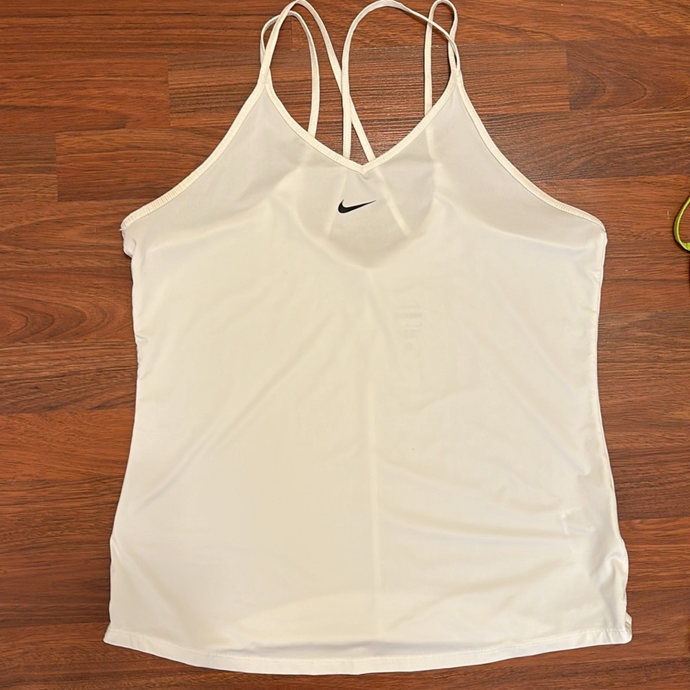 NWOT Nike dri fit tanks size large sold as set - Picture 3 of 6